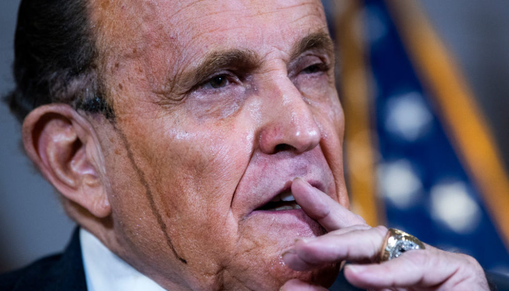 Giuliani Claims Obama's Election Set US Race Relations Back
