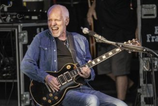 Peter Frampton announces 2024 "Never EVER Say Never Tour"