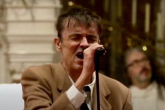 The Pogues reunite and perform "The Parting Glass" at Shane MacGowan's funeral