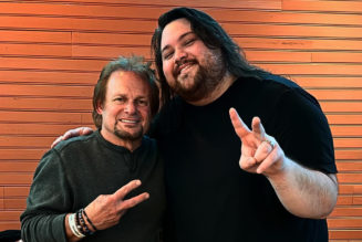 Wolfgang Van Halen meets up with Michael Anthony for "first time in 20 years"