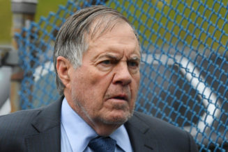 As Falcons pass on Bill Belichick, it’s clear what is shutting him out of this NFL head-coaching hiring cycle - Yahoo Sports