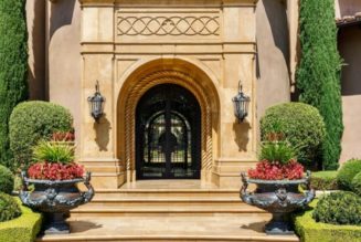 Beverly Hills luxury: Fashion tycoons list $47 million estate