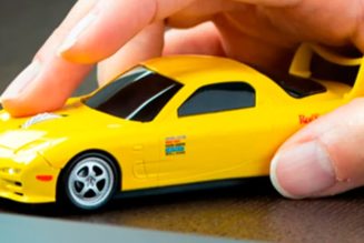 Camshop Offers 'Initial D' Mazda RX-7 FD Wireless Mouse