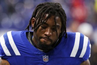Colts' Tyler Goodson emotional after dropping crucial pass: 'Feeling like a failure'