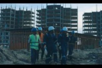 Dayoo - Huu Mwaka ft Rayvanny