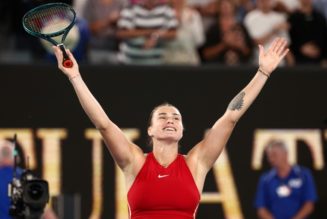 Dominant Sabalenka crushes Zheng to defend Australian Open title - Yahoo Sports