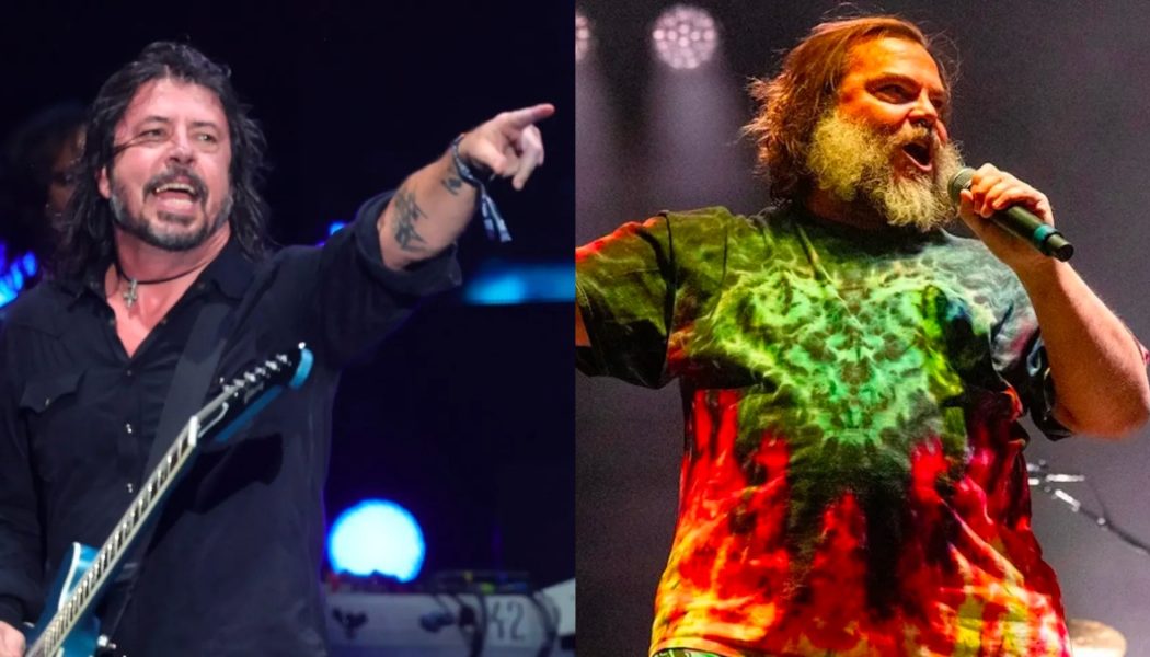 Foo Fighters joined by Jack Black for live cover of AC/DC's "Big Balls"