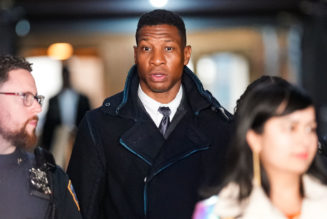 Jonathan Majors Spotted In Nasty Fit, X Attacks The Lack Of Drip