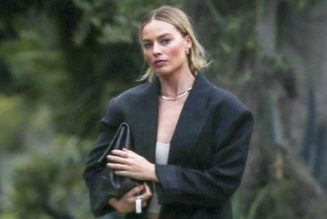 Margot Robbie Just Found the Shoe Trend That Makes Puddle Jeans Look Classy