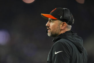 Report: Titans to hire Bengals OC Brian Callahan as next head coach - Yahoo Sports