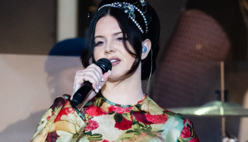 Hear Lana Del Rey Cover Irving Berlin’s “Blue Skies” for Apple TV's 'The New Look'