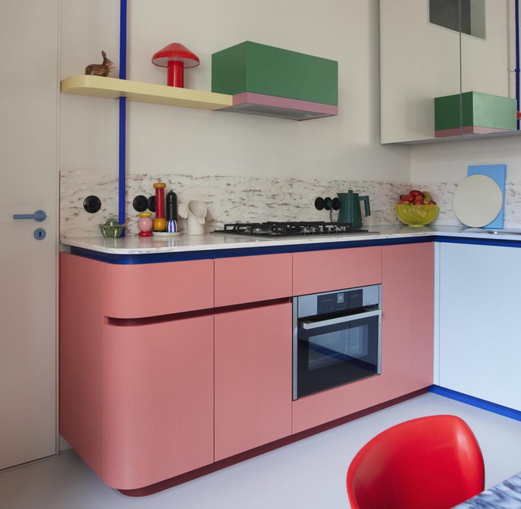 Ein Frischkick für jeden Morgen: Jäll & Toftas buntes Küchendesign