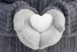 Simple Ways to Keep Your Heart Healthy This Winter​ | HealthNews