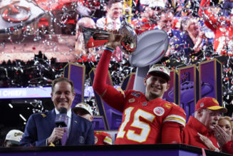 Super Bowl: Patrick Mahomes does it yet again, leads Chiefs to overtime win over 49ers - Yahoo Sports