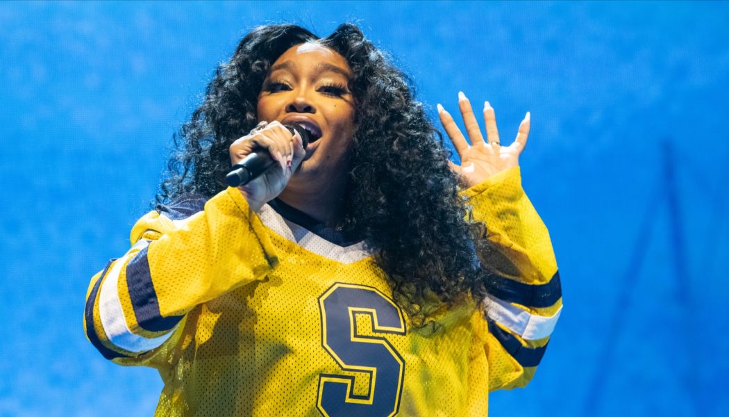 SZA releases new single "Saturday"