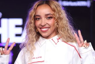 Tinashe Takes Her Talent to NPR’s ‘Tiny Desk’