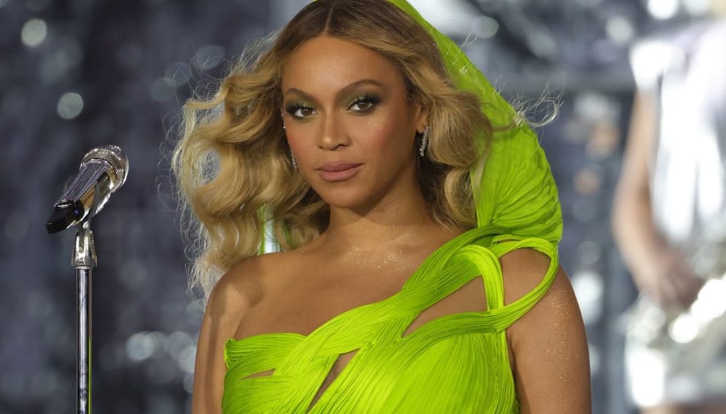 Beyoncé Reveals ‘Cowboy Carter’ Tracklist Featuring Dolly Parton, Willie Nelson