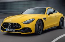 New Mercedes-AMG GT 43 Coupé Gets Fitted with a 2.0L Turbo Engine
