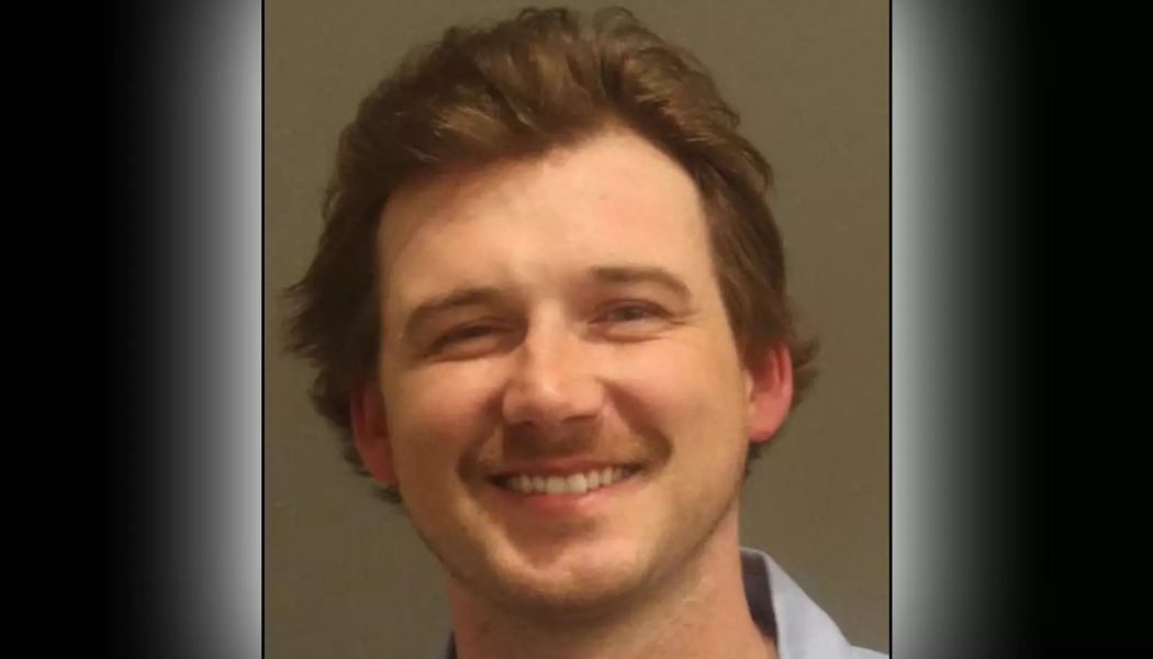 Morgan Wallen apologizes for throwing chair off roof of Nashville bar