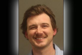 Morgan Wallen apologizes for throwing chair off roof of Nashville bar