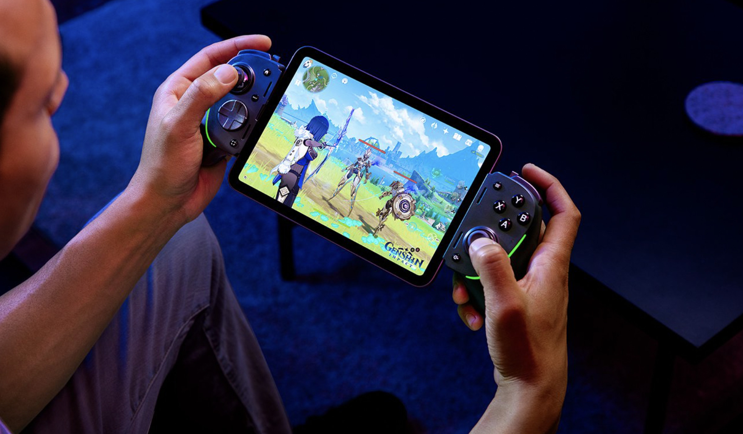 Razer’s Kishi Ultra can also work on tablets.