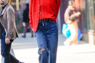 Surprise! Y2K's Biggest Jewellery Trend Is Back, and I'm 100 Per Cent Into It