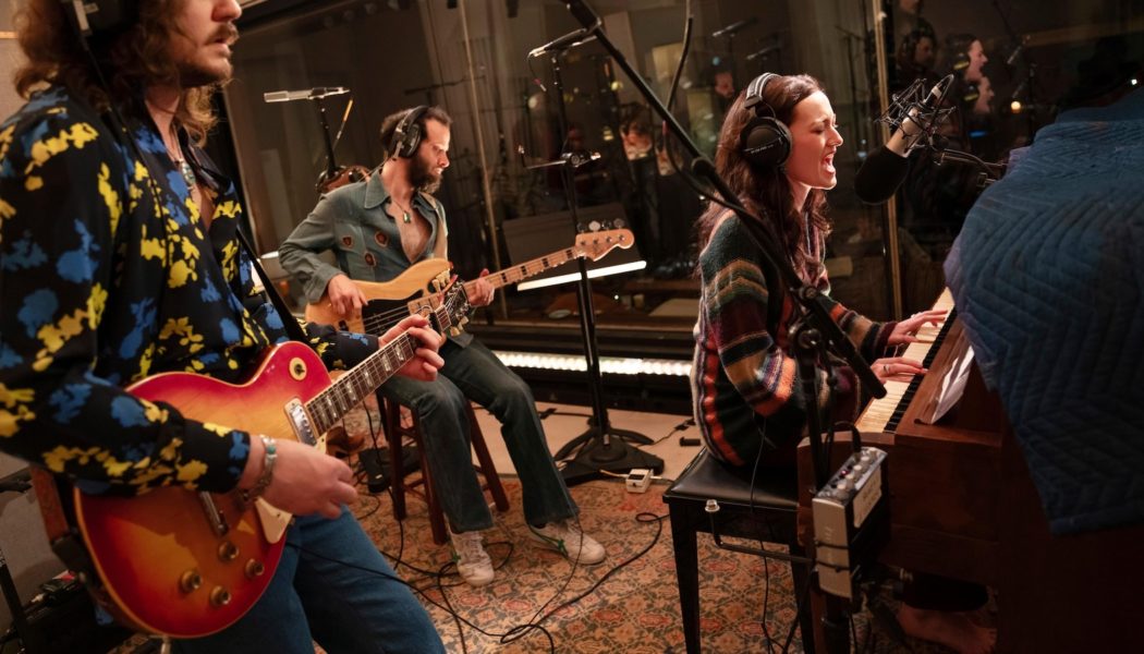 Theater Review: 'Stereophonic' is a brilliant 'Behind the Music' play on Broadway