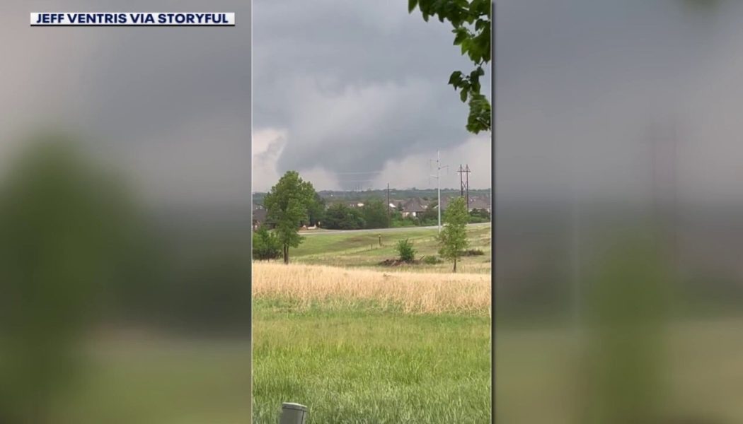 Minnesotans travel to Nebraska to assist recovery after tornado outbreak