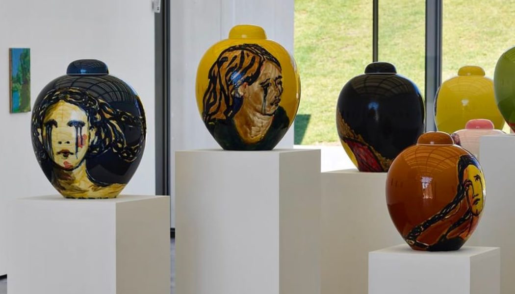 Claire Tabouret Presents ‘The Eloquence of Tears’ in New Ceramic Exhibition