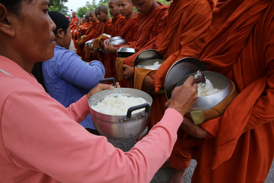 Mönche dürfen nicht nehmen, was ihnen nicht gegeben wird