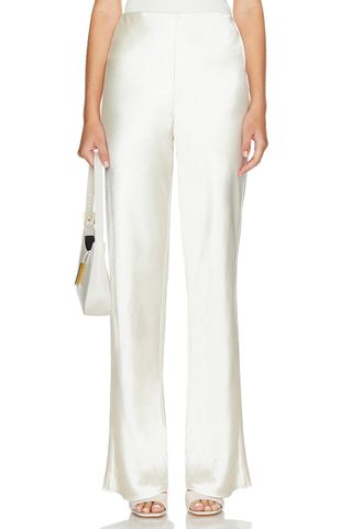 By Marianna Etienne Pant