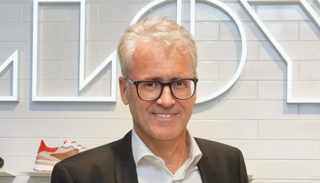 Umfirmierung: Aus Lloyd Shoes wird Lloyd Lifestyle