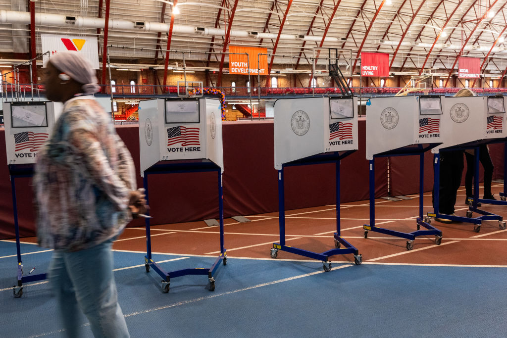 New Yorkers Vote Early A Week Before Election Day