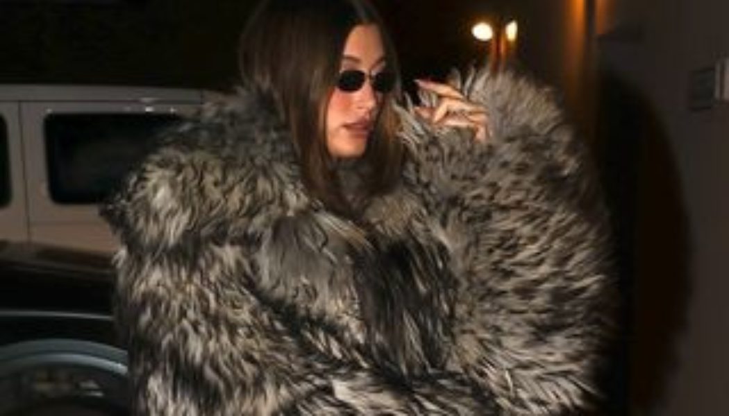 5 Chic Ways Celebs are Wearing Their Basic Leggings This Winter