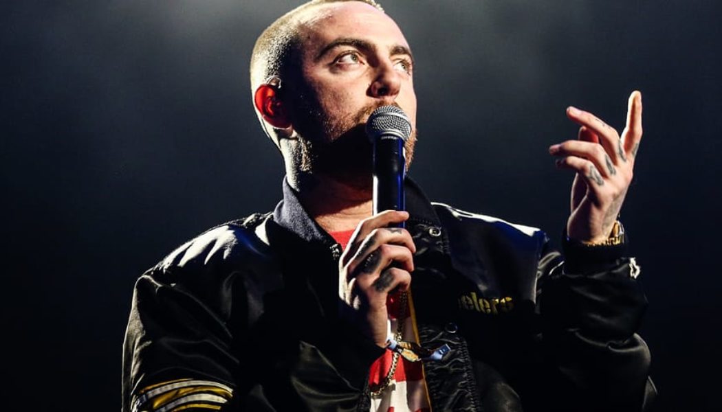 Mac Miller's 'Balloonerism' Debuts at No. 3 on Billboard 200