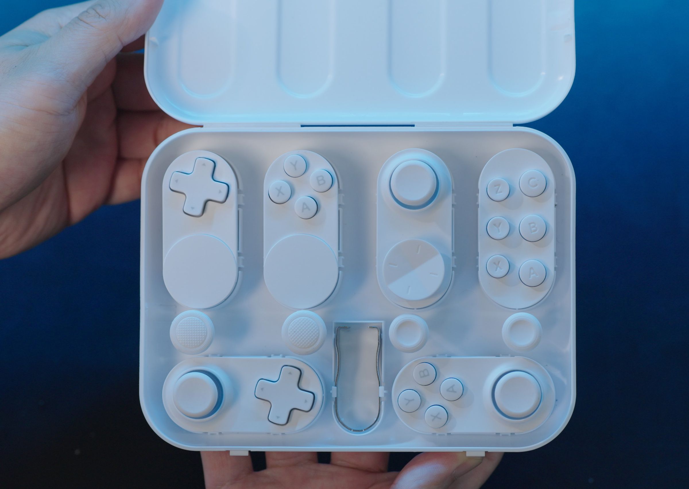 Six modules and extra joystick toppers come with the “Magic Module” kit.