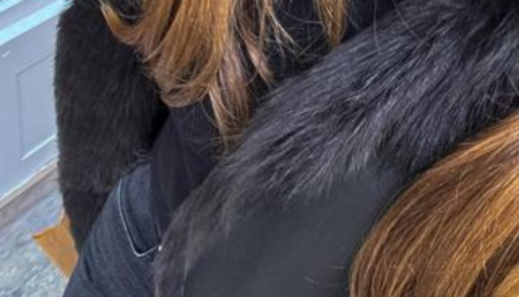 This Dated Denim Trend Is on Its Way Back—Here's How French Women Are Already Wearing It