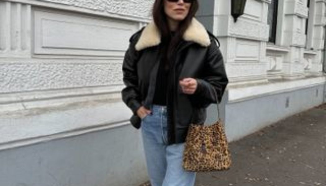 This "Loud" Bag Trend Has Fully Infiltrated European Girls' Wardrobes