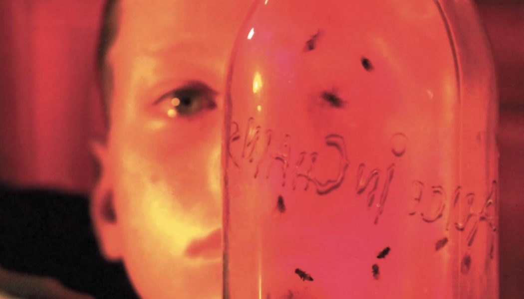 Three Decades Ago, Alice in Chains Dialed Down the Volume with the Haunting EP Jar of Flies