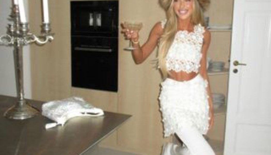 "Your Apartment Smells Like an Expensive Chalet" Is My Favorite Compliment—This French Secret Is Key