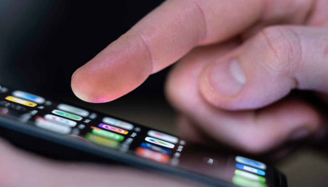 Apple Addressing Bug That Swaps "Trump" For "Racist" When Using Dictation Tool