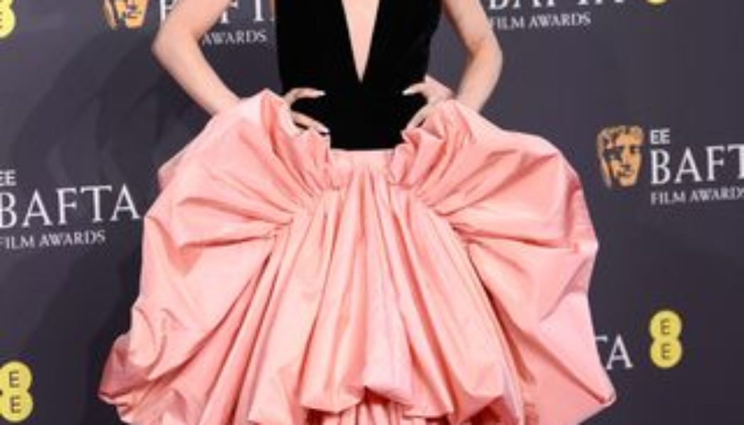 Ariana Grande Is the It Girl of Award Season—10 of Her Best Looks (So Far)