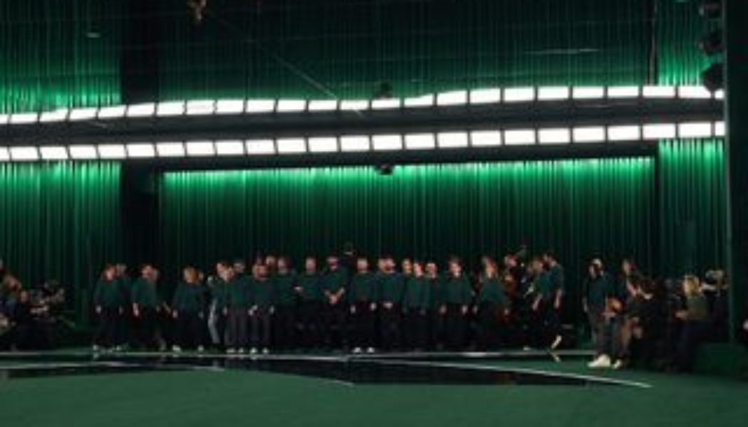 Cinematic Yet Effortless, Gucci F/W 25 Went Back to Its Roots