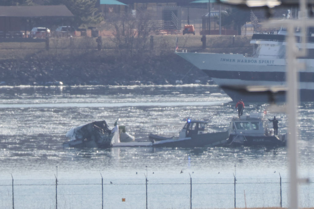 American Airlines Plane And Black Hawk Helicopter Crash Near Reagan National Airport