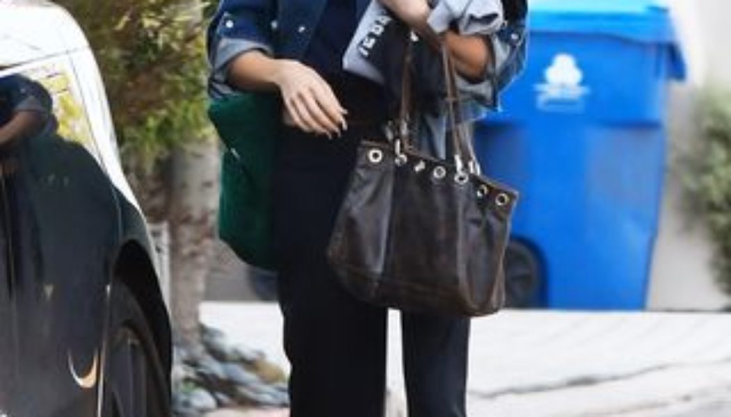 Prada, Khaite, and Coach Are Validating the Anti-Quiet Bag Trend Kaia Gerber Just Wore