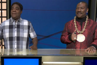 SNL50: Eddie Murphy as Tracy Morgan competes against Tracy Morgan in Black Jeopardy