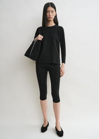 Compact Knit Capri Trousers Black