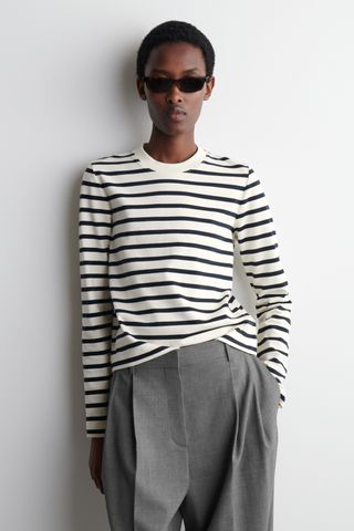 Clean Cut Regular Long-Sleeved T-Shirt