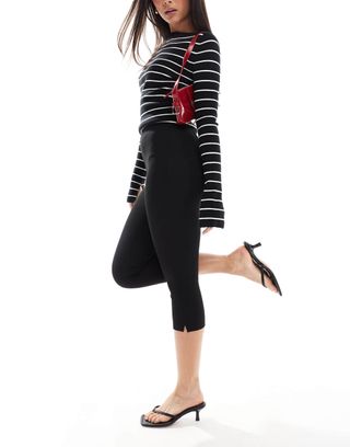 Only Tailored Capri Trousers in Black