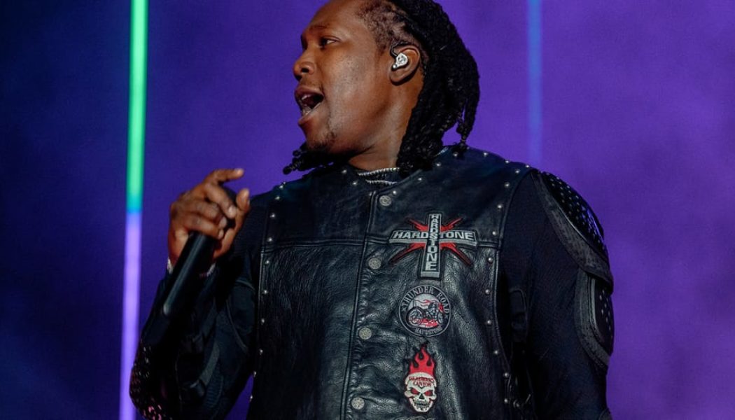 Don Toliver Drops Off Striking "NO POLE" Music Video